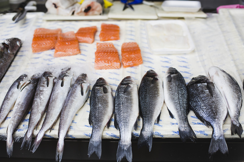 捕捞鱼,葡萄牙,市场,水平画幅,纳扎蕾,无人,墨鱼,生食,膳食,海产