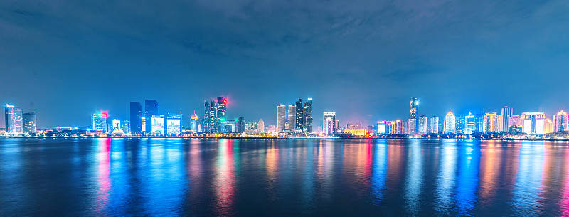 夜晚,城市,青岛,俄亥俄河,水,天空,古老的,滨水,都市风景,现代