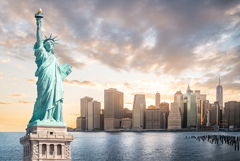 自由女神像,纽约,下曼哈顿区,夜晚,国际著名景点,背景,纽约州,自由岛,燃烧的火炬,曼哈顿金融区