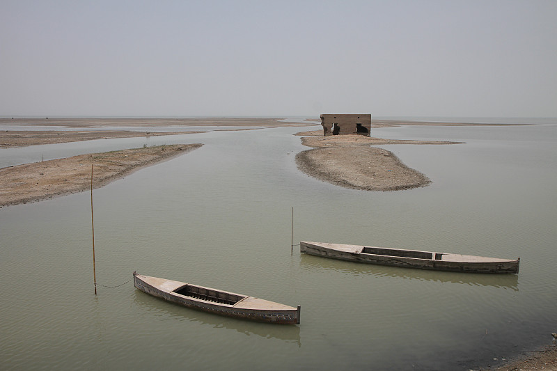 湖,拖捞船,水平画幅,巴基斯坦,无人,亚洲,户外,苏库尔,信德省,西北印度河