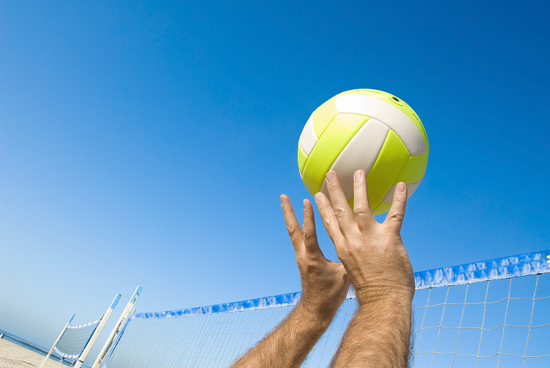 排球运动,球,天空,沙滩排球,水平画幅,进行中,夏天,户外,身体活动,部分