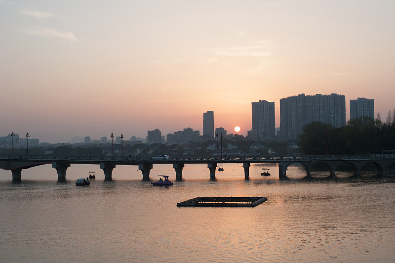 南京,城市天际线,水,天空,水平画幅,无人,户外,都市风景,现代,河流