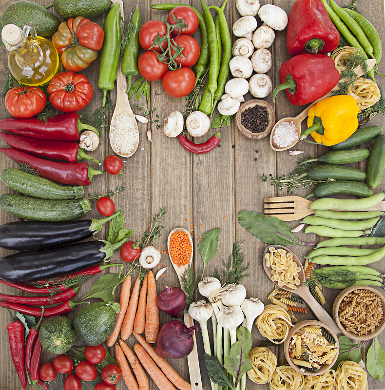 蔬菜,木制,多样,垂直画幅,留白,绿胡椒子,胡萝卜,边框,素食,胡椒
