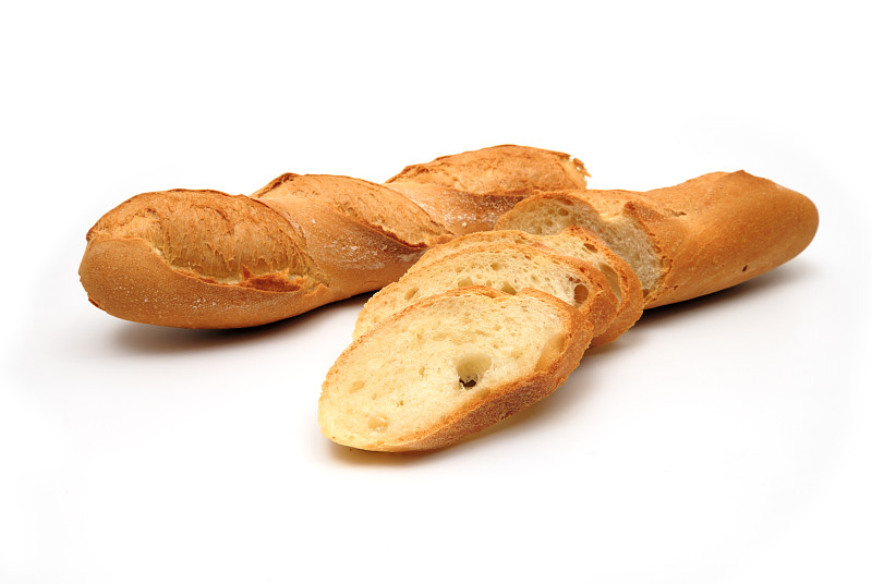 法式长棍面包,清新,白色背景,切片食物,分离着色,老玉米,面包屑,水平画幅,无人,烘焙糕点